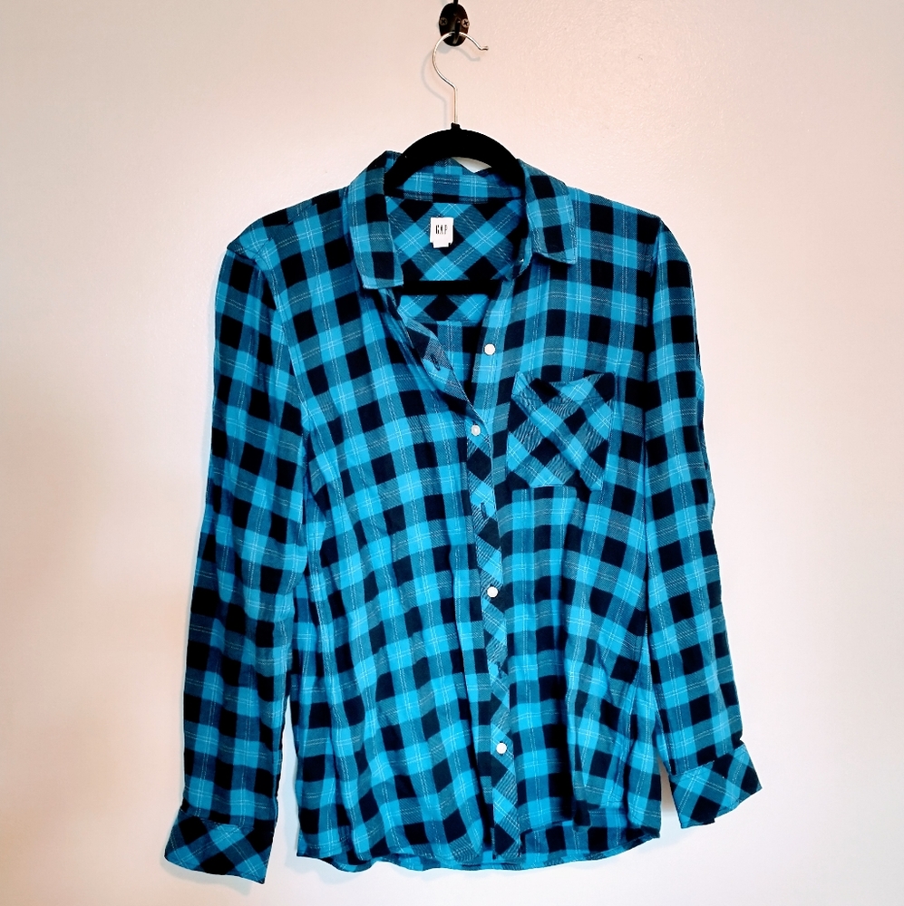 Blue and black plaid button up from gap size small